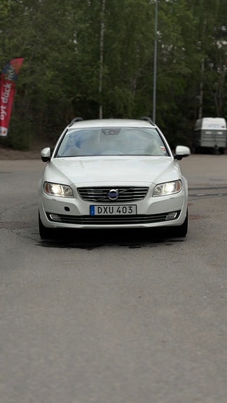 Volvo V70 4 of 7