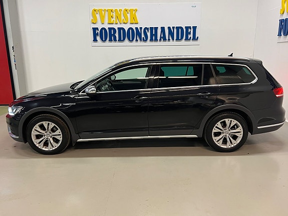 Volkswagen Passat Alltrack 5 of 28