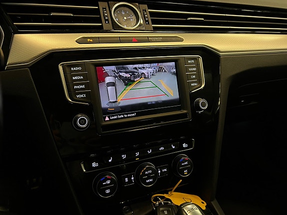 Volkswagen Passat Alltrack 28 of 28