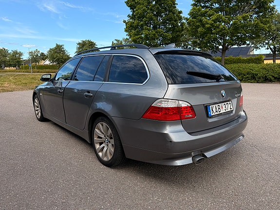 BMW 520d 3 of 11