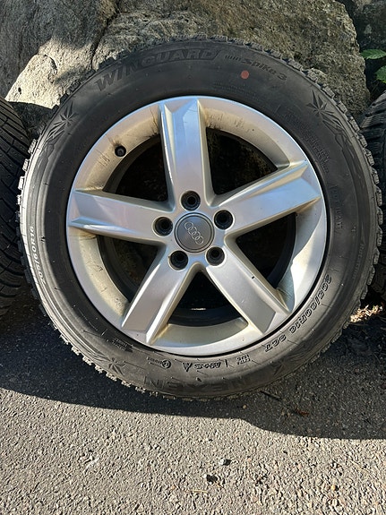 Audi A4 13 of 17