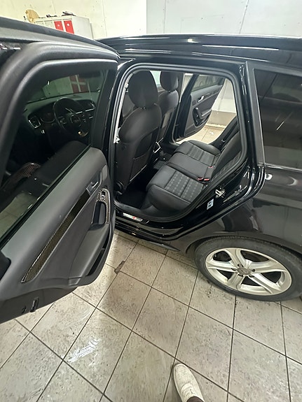 Audi A4 9 of 17