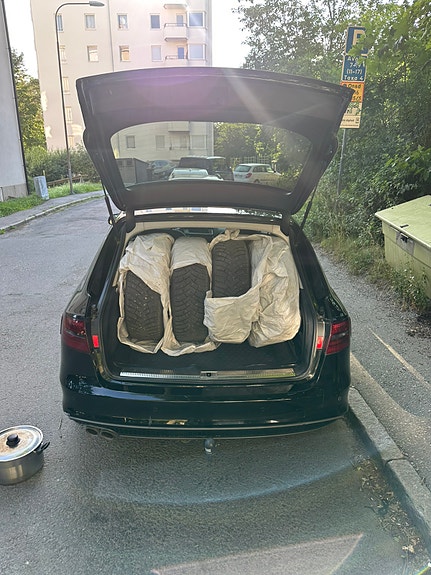 Audi A4 12 of 17