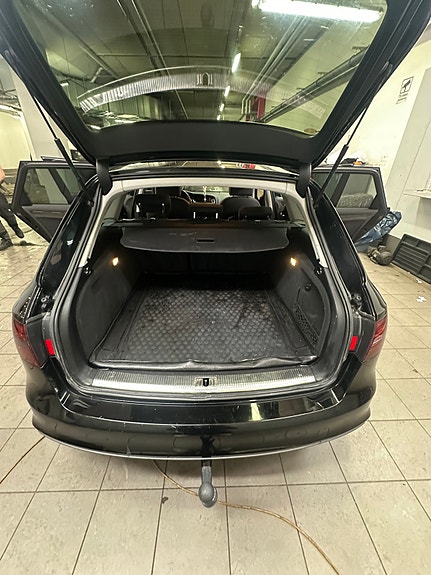 Audi A4 8 of 17