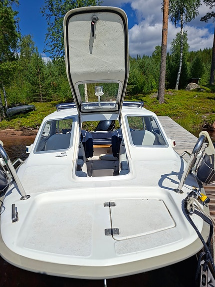 Crescent Gemini 491 HT  2006, Mercury F-50 ELPTI 2007 8 of 14