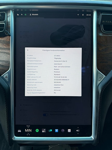 Tesla Model X 30 of 30