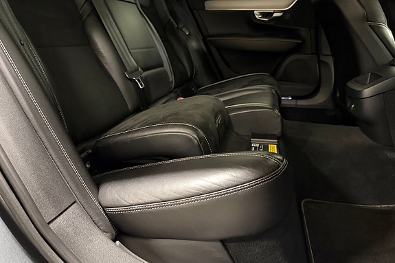 Volvo V90 26 of 28