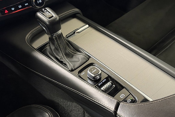 Volvo V90 18 of 28