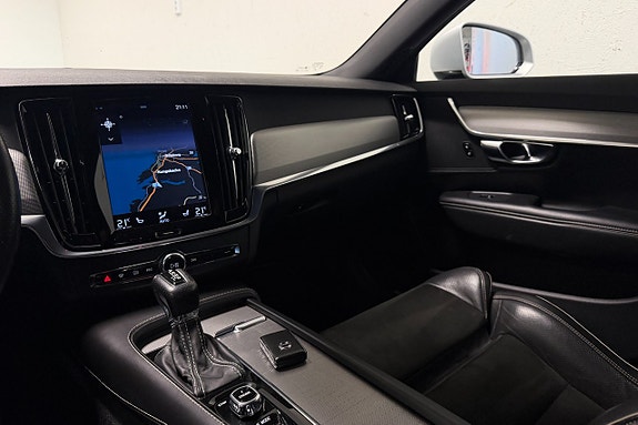 Volvo V90 13 of 28