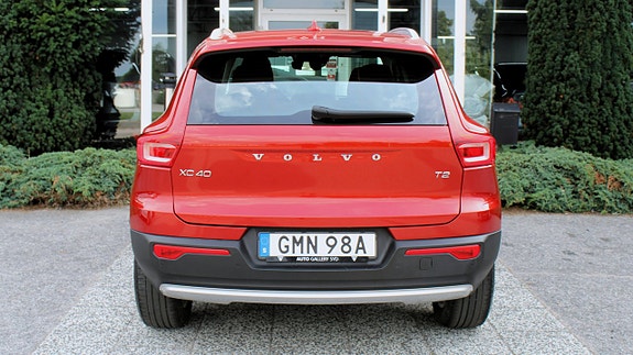 Volvo XC40 5 of 5