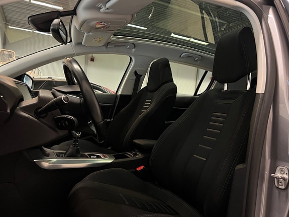 Peugeot 308 14 of 24