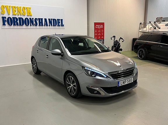 Peugeot 308 4 of 5