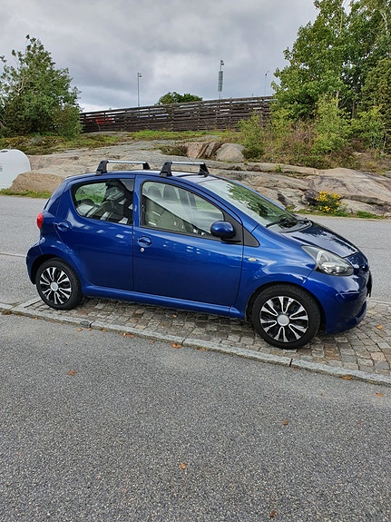 Toyota Aygo 4 of 5