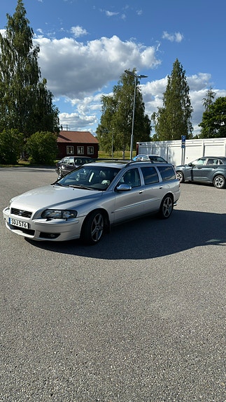 Volvo V70 5 of 5