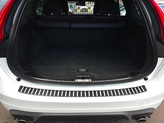 Volvo V60 14 of 14