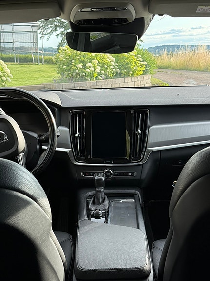 Volvo V90 4 of 5