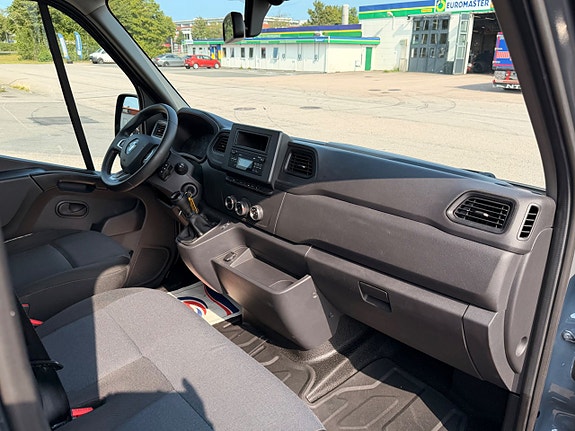 Renault Master 22 of 22