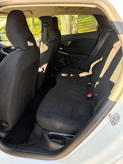 Volvo V40 6 of 6