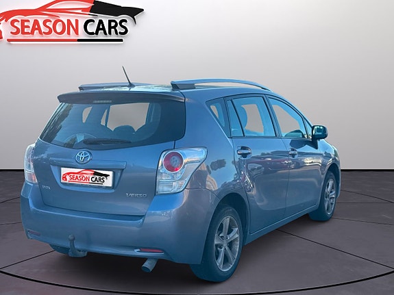 Toyota Verso 3 of 5