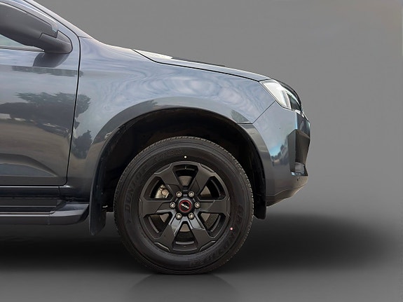 Isuzu D-max 8 of 21