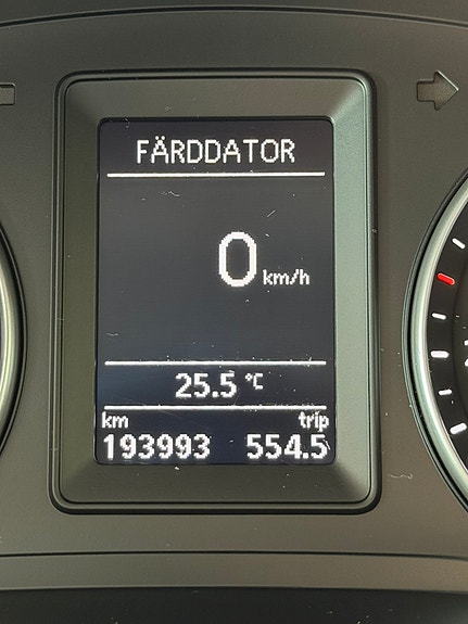 Volkswagen Caddy Maxi 9 of 15