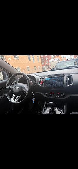 Kia Sportage 3 of 5