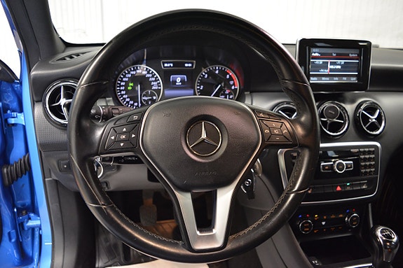 Mercedes-Benz A180 11 of 15