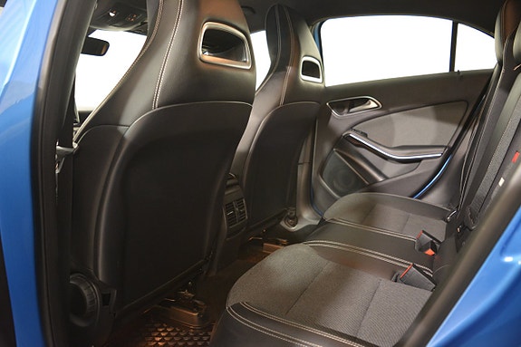 Mercedes-Benz A180 15 of 15
