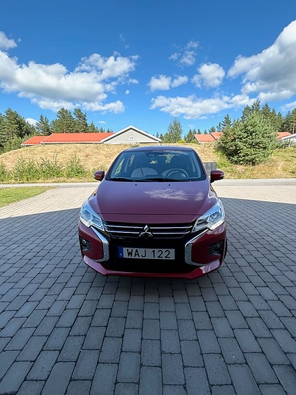 Mitsubishi Space Star 2 of 5