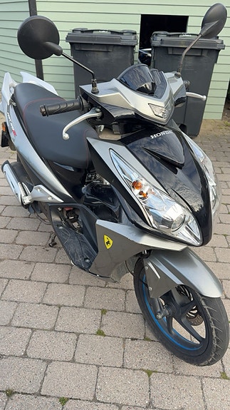 Honda NSC50R 4 of 11