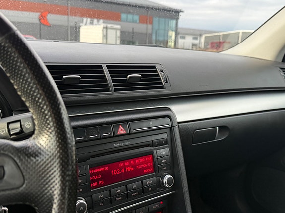 Audi A4 9 of 9