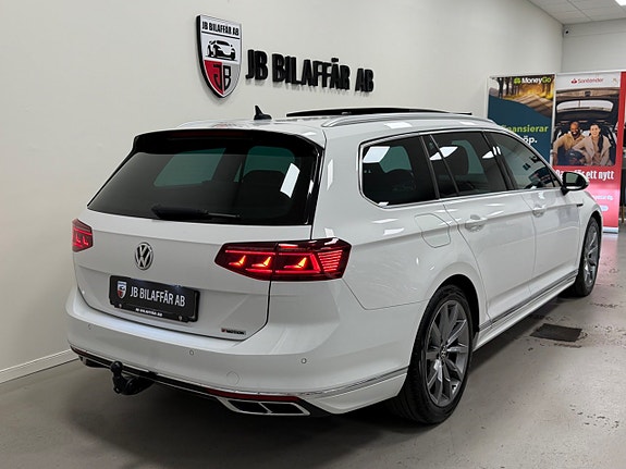 Volkswagen Passat 6 of 29
