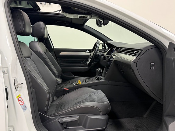 Volkswagen Passat 28 of 29