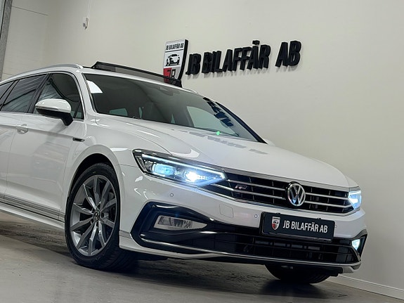 Volkswagen Passat 4 of 29