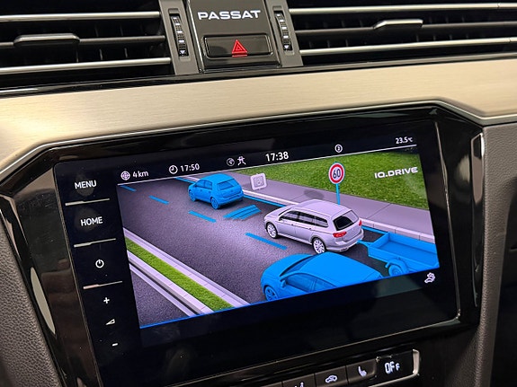 Volkswagen Passat 17 of 29