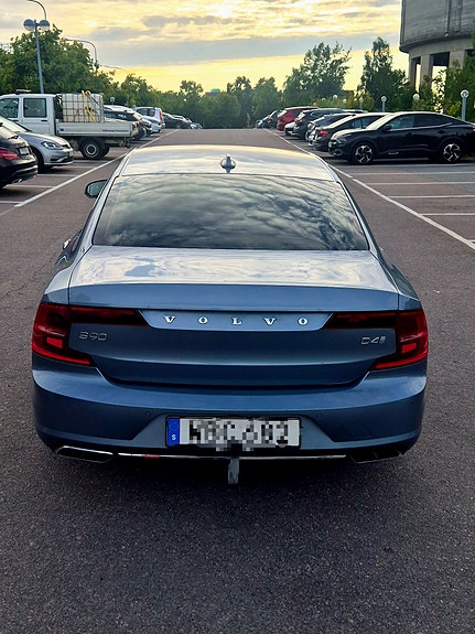 Volvo S90 3 of 5