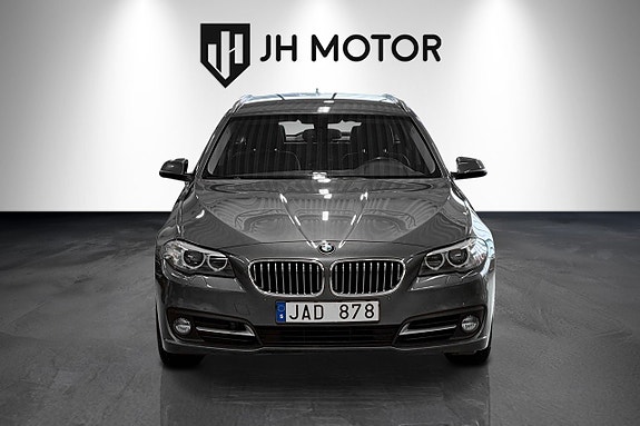 BMW 520d 2 of 5
