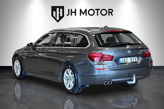 BMW 520d 4 of 5