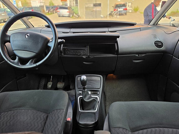 Renault Espace 26 of 28