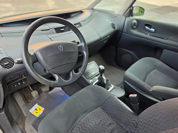 Renault Espace 17 of 28