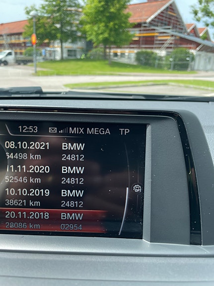 BMW 118d 14 of 15