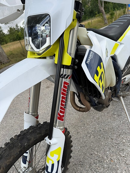 Husqvarna FE 350 3 of 5