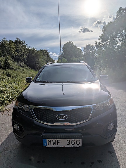 Kia Sorento 3 of 5
