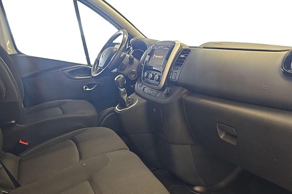 Renault Trafic 10 of 22