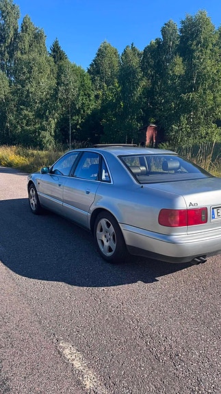Audi A8 2 of 5