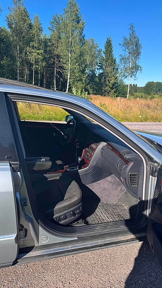 Audi A8 5 of 5