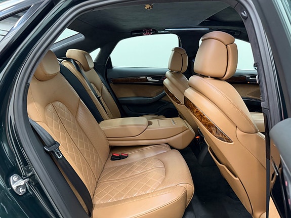 Audi A8 26 of 27