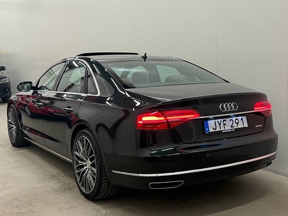 Audi A8 9 of 27