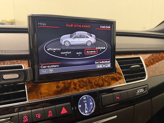 Audi A8 17 of 27