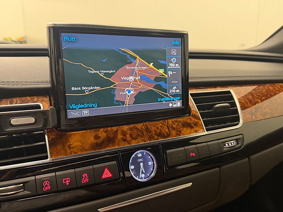 Audi A8 19 of 27